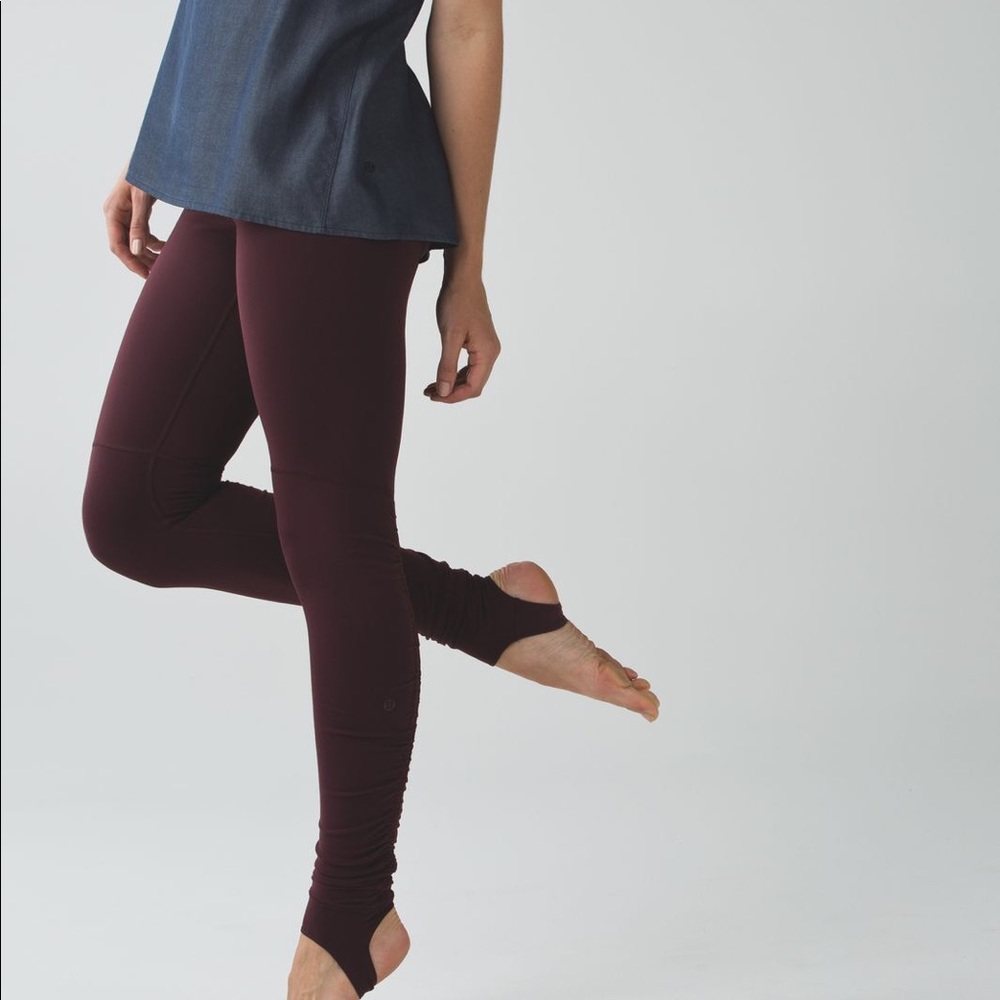 NWOT lululemon high-rise leggings in Bordeaux
